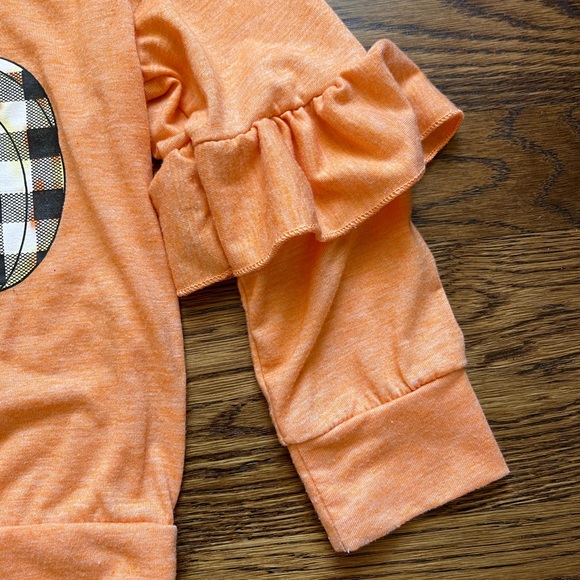 BMG Ruffle Pumpkin Top - Picture 3 of 11